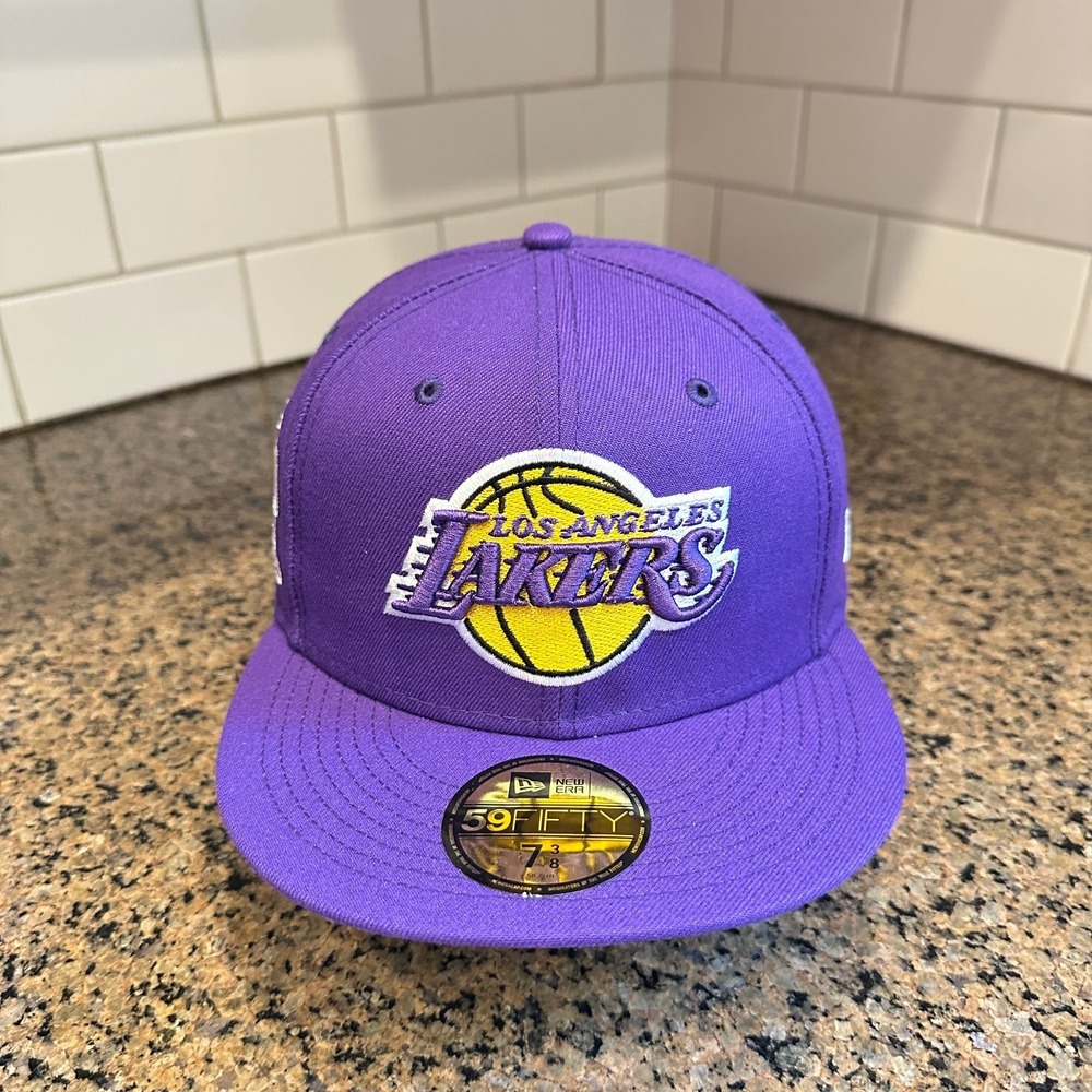 Los Angeles Lakers New Era 59FIFTY Fitted Hat 7 3/8 Purple 17x NBA Champs New